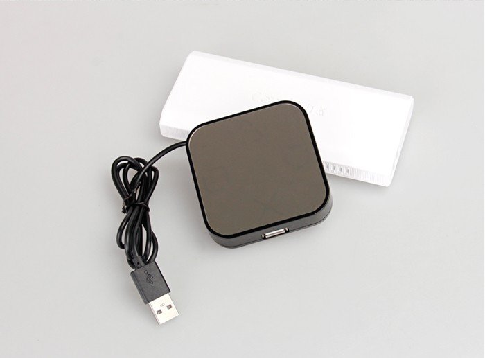 4 Port Blue Light Mirror HUB